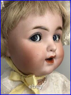 16.5 Antique German 201 Schutzmeister & Quendt BL Flirty Eye Combo Baby Doll SF 16.5 Antique German 201 Schutzmeister & Quendt BL Flirty Eye Combo Baby Doll SF