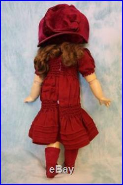 22-Inch Antique Simon and Halbig 949 Closed Mouth Doll Original Germany Body