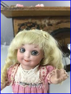 7 Antique Bisque Head Googly Nobbikid Doll AM 253 Circa 1920