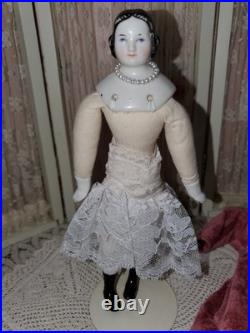 8 Antique German Dollhouse Size China Doll Covered Wagon Hairstyle 1850