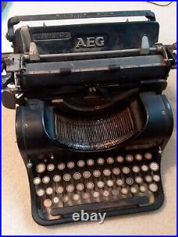 AEG Deutsche German Vintage business antique Manual Typewriter