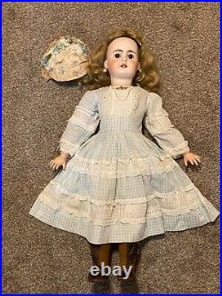 ANTIQUE German Pale Bisque #204 Head Doll by BAHR & PROSCHILD 28 ANTIQUE German Pale Bisque #204 Head Doll by BAHR & PROSCHILD 28