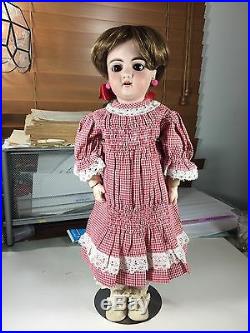 Antique 17 German Bisque Head French Market Doll 109