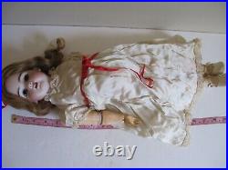 Antique Doll SIMON HALBIG 1079 DEP- 19, PIERCED EARS, Orig. Pate and HH Wig EUC