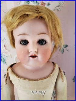 Antique German 16 Gebruder Heubach Wagner Zetsche 10566 Shoulder Head Doll Antique German 16 Gebruder Heubach Wagner Zetsche 10566 Shoulder Head Doll