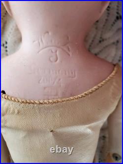 Antique German 16 Gebruder Heubach Wagner Zetsche 10566 Shoulder Head Doll Antique German 16 Gebruder Heubach Wagner Zetsche 10566 Shoulder Head Doll