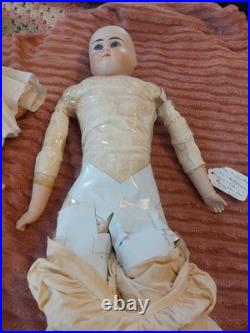 Antique German Bisque Doll Alt Beck Gottschaulk. 25