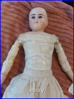 Antique German Bisque Doll Alt Beck Gottschaulk. 25