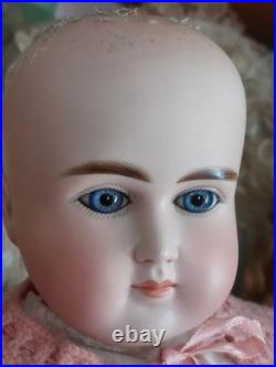 Antique German Bisque Doll Alt Beck Gottschaulk. 25