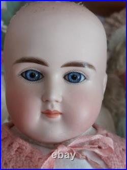 Antique German Bisque Doll Alt Beck Gottschaulk. 25