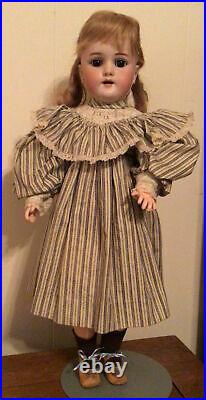 Antique German Doll 21 Inches Tall Handwerck 109
