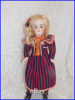 Antique German Kestner Closed Mouth Doll Size 7