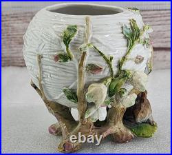 Antique Meissen German Porcelain Flower Bunny Potpourri Dish Bowl Vase
