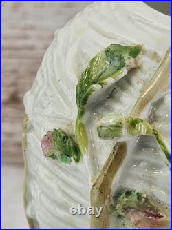 Antique Meissen German Porcelain Flower Bunny Potpourri Dish Bowl Vase