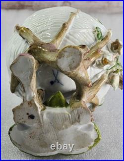 Antique Meissen German Porcelain Flower Bunny Potpourri Dish Bowl Vase
