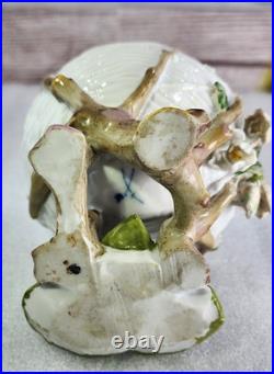 Antique Meissen German Porcelain Flower Bunny Potpourri Dish Bowl Vase