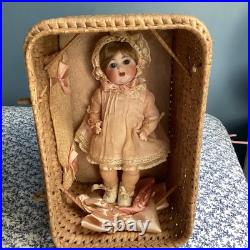 Antique Rare FAO SCHWARTZ Simon Halbig Layette Basket German Bisque Doll