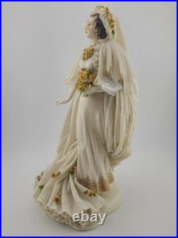 Antique Victorian 1920's Dresden German Porcelain Bride Figurine. Loss To Lace Antique Victorian 1920's Dresden German Porcelain Bride Figurine. Loss To Lace