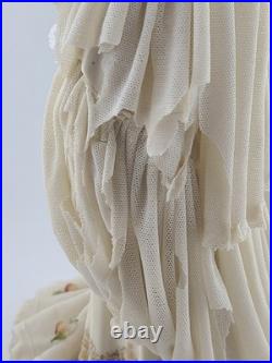 Antique Victorian 1920's Dresden German Porcelain Bride Figurine. Loss To Lace