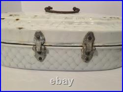 Antique Vintage German Emaille-Bräter-Topf Enamelled Iron Bread Box 17 Antique Vintage German Emaille-Bräter-Topf Enamelled Iron Bread Box 17