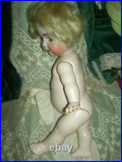 Antique bisque K&R Kammer & Reinhardt S&H 126 Mein Liebling toddler baby doll