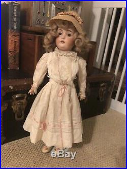 Beautiful Antique Doll Kestner 171. 26 Tall Original Dress Excellent Condition