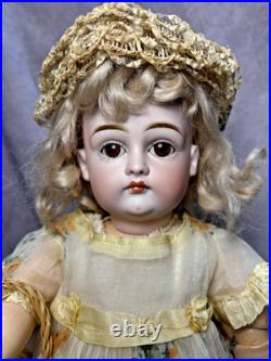 Beautiful Early Kestner Closed Mouth Antique German Cabinet Size Doll 14 JE-3