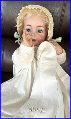 Charming Character Antique Doll 122 Simon Halbig K & R 24 Blue Sleep Eyes Blond