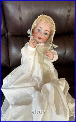 Charming Character Antique Doll 122 Simon Halbig K & R 24 Blue Sleep Eyes Blond