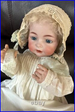 Charming Character Antique Doll 122 Simon Halbig K & R 24 Blue Sleep Eyes Blond
