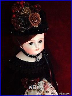 Elegant Early Antique Johann Kestner Doll 21 Closed Mouth