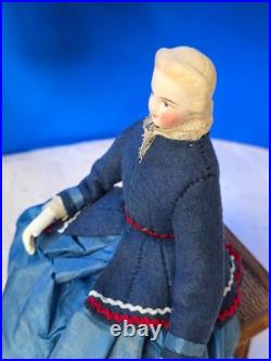 German Antique Articulated Doll very rare doll 91/2 inches tall