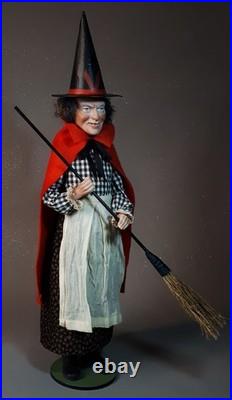 Large 24,8Paper macheGerman WITCHCandy Containerby Paul Turner HNY26-01