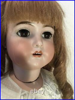 Lovely 32 Kammer & Reinhardt Bisque Girl Doll Simon & Halbig Human Hair Wig