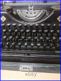 Mercedes Prima Typewriter Vintage Antique Qwertz German