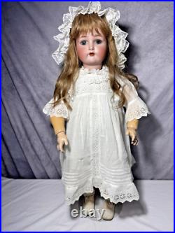 Pretty K & R Simon & Halbig 30 Antique German Bisque Head Doll Pretty K & R Simon & Halbig 30 Antique German Bisque Head Doll