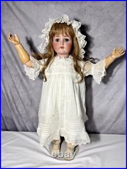 Pretty K & R Simon & Halbig 30 Antique German Bisque Head Doll Pretty K & R Simon & Halbig 30 Antique German Bisque Head Doll