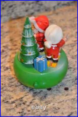 Rare Vintage Antique German Erzgebirgische Steinbach Skiing Santa Tree Music Box