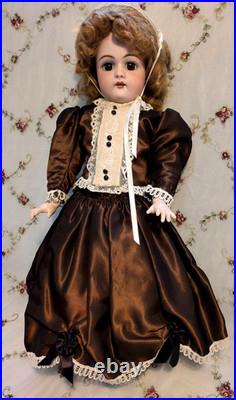 SUPERB 17.5 HANDWERCK 79 Antique German Doll Fabulous Bisque BJ-Body & Clothes