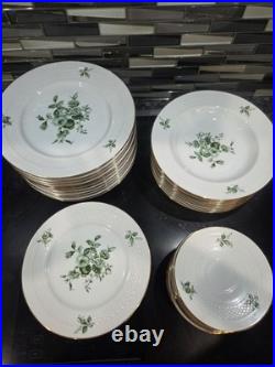 VINTAGE Hutschenreuther GERMAN PORCELAIN Dinnerware Set 42 Pieces