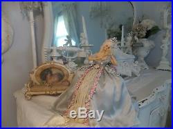 VTG. ANTIQUE FRENCH BISQUE MARIE ANTOINETTE HALF DOLL PIN CUSHION WithBONUS CHAIR