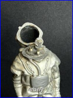 Vintage Deep Sea Diver Table Lighter German Draeger Figure Very Rare Antique