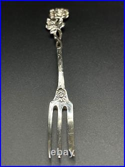 Vintage German 835 Silver Hildesheim Rose Cake Forks & Butter Knife Set, 3-Piece Vintage German 835 Silver Hildesheim Rose Cake Forks & Butter Knife Set, 3-Piece