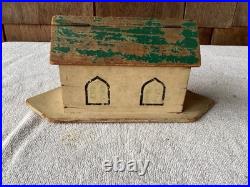 Vintage Noah's Ark with Animals German